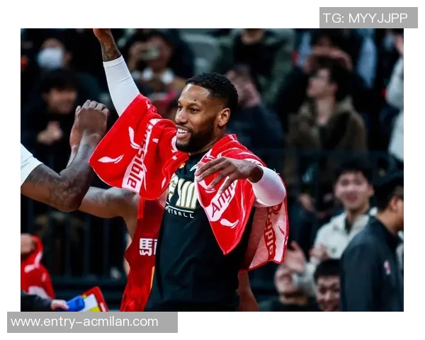 克拉伦斯威姆斯正式担任助理教练及队员职务的公告发布